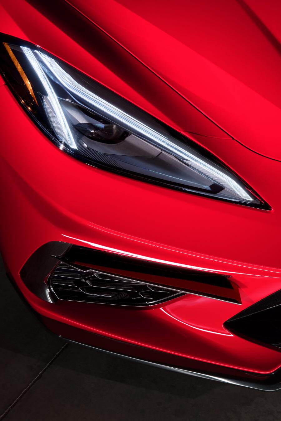 Детали экстерьера Chevrolet Corvette Stingray Z51 (C8) 2019 года  (NA) (фото 36 из 77)